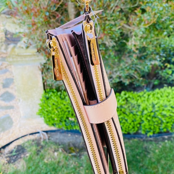 NWT Michael Kors LG Sady Laptop Tote&wallet - Picture 11 of 12